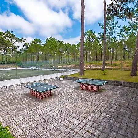 Camping Parque De Campismo Orbitur Valado Nazaré
