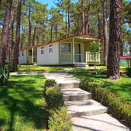 Parque De Campismo Orbitur Valado Camping